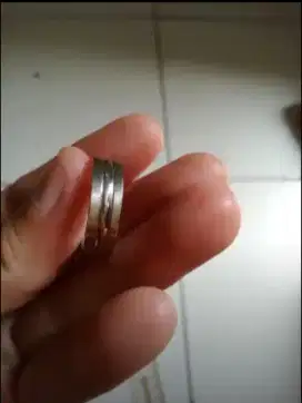 Cincin bahan Titanium