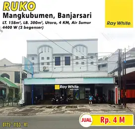 Dijual Ruko Jejer 2 dekat Mall Paragon, di Mangkubumen, Solo