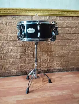 Snare drum & stand merk rolling baut 8