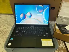 Vivobook Asus Laptop A1400EA-FHD7523