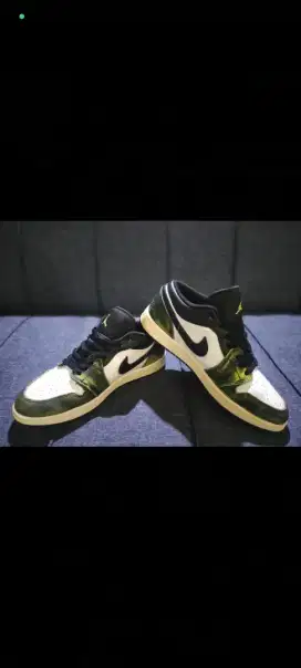 Nike Air Jordan 1 Low  ' Wear Away '