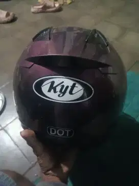 Kyt word class helmet