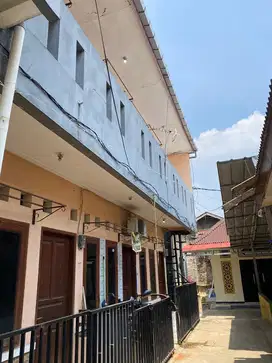 DI JUAL KOS-KOSAN 6 PINTU JAKARTA TIMUR