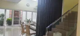 Rumah bukit sari semarang