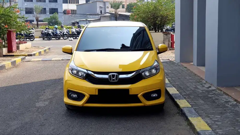 Honda Brio 1.2 E CVT Facelift Kuning 2020 Like New Low KM 36rb Record