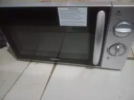 Di jual Microwave Aqua 400 watt