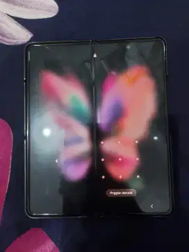 Samsung Z Fold 3