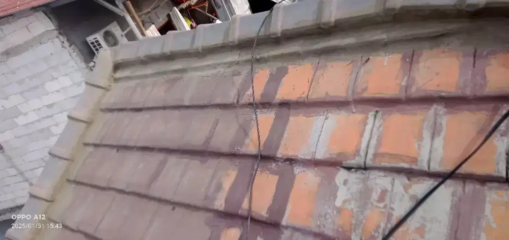 Jasa tukang atap rumah bocor, rembes, renovasi, rangka baja ringan dll