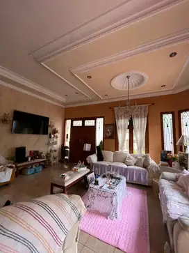 Rumah kembangan baru dekat pasar puri indah