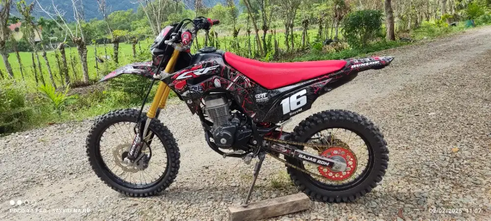 CRF 150 L Standart