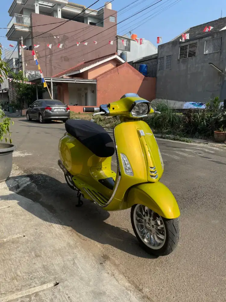 Vespa Sprint Iget 150 ABS Tahun 2022