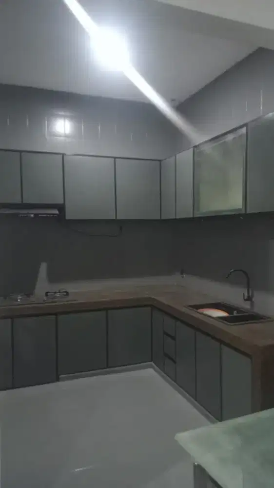 Kitchen set almunium dan kusen aluminium