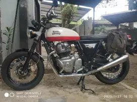 Motor royal enfield interceftor 650