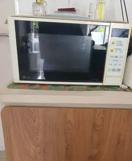 Microwave LG bekas