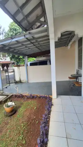 Rumah bagus nyaman dkt stasiun tol  bebas banjir Bintaro sektor 5