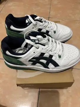 ORI Sepatu Asics EX89 White/Midnight 1203A268-102 (New)