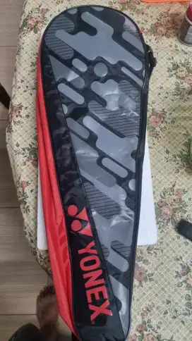 Tas Raket Yonex