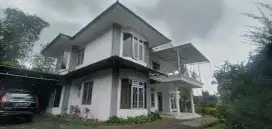 Villa Sekuti Siap Huni Posisi tinggi