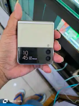 Samsung z flip 3 ram 8+8 internal 128 5G