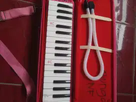 Pianika piano tiup