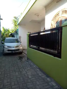 Rumah di kontrakkan