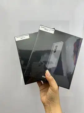 SAMSUNG Z FOLD 6 12/256 & 12/512