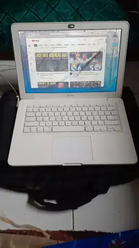 JUAL BU MACBOOK