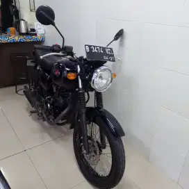 Kawasaki W175 SE black stayl 2022 dp 1.5jt