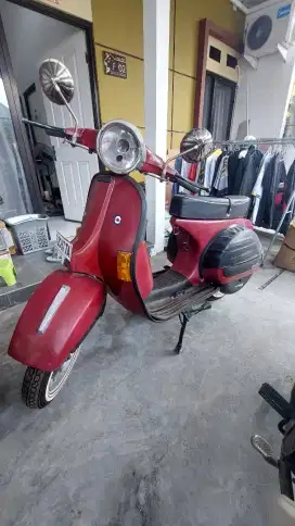 Piaggio Vespa PX 1981