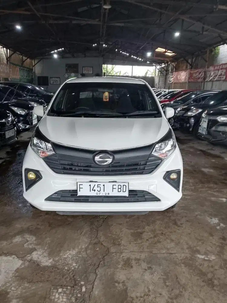 Daihatsu sigra m 1000 cc mt manual 2023 istimewa