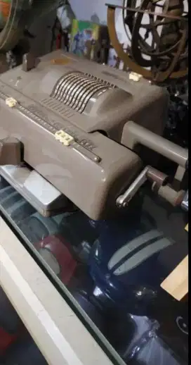 PAJANGAN MESIN HITUNG ANTIK JADUL VINTAGE