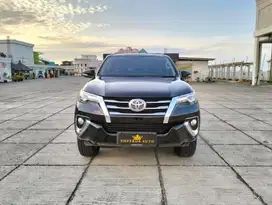 Toyota Fortuner SRZ 2.7AT Bensin 2017, Coklat, Km 90rban