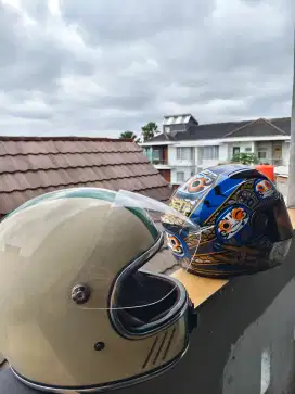 Helm custom retro full face dan helm Zeus full face