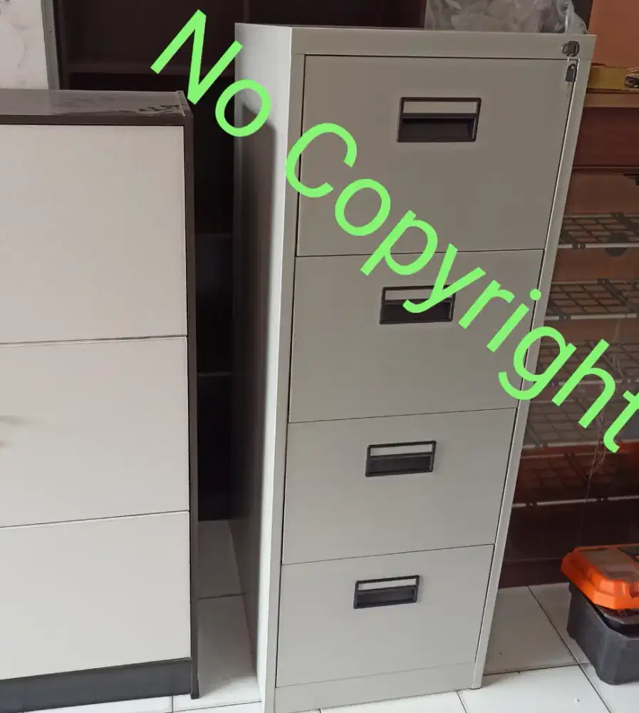 Filling Cabinet 4 Laci Plat Besi