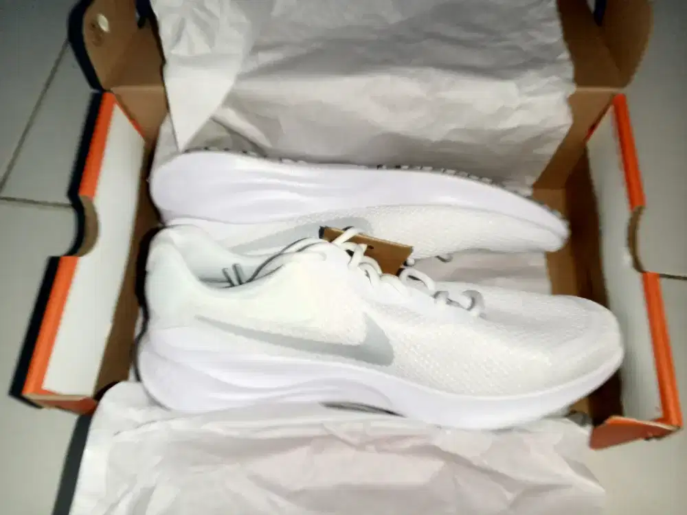 Dijual Sepatu original Nike