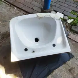 Wastafel Keramik Ina