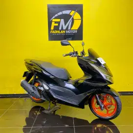 Honda pcx 160 tahun 2023 km low second istimewa full orisinil