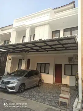 Di jual rumah baru dalam cluster di duren sawit jakarta timur