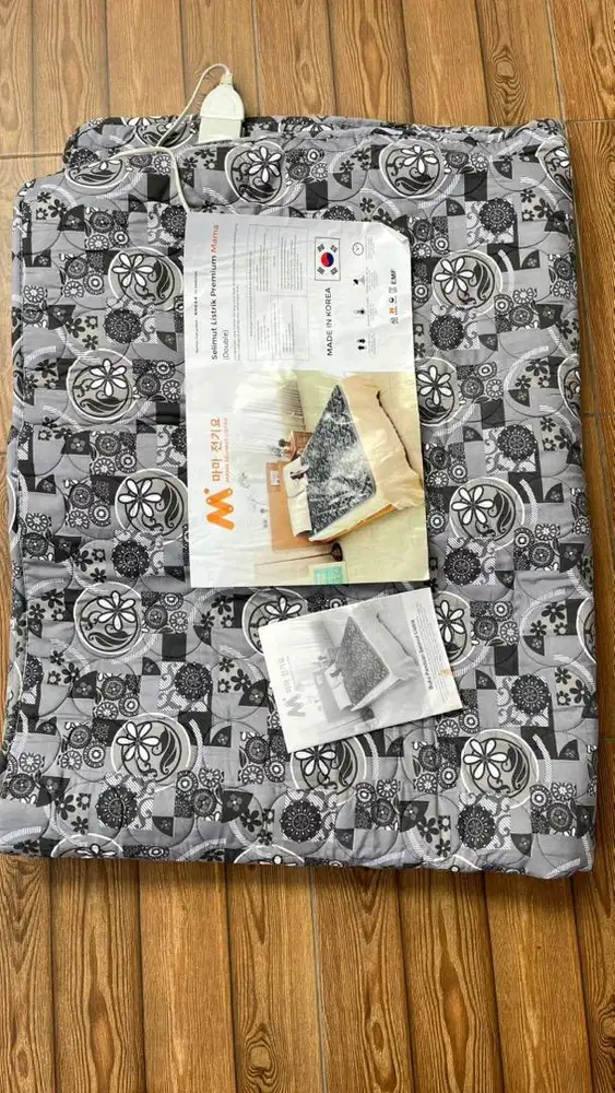 Selimut Listik Penghangat