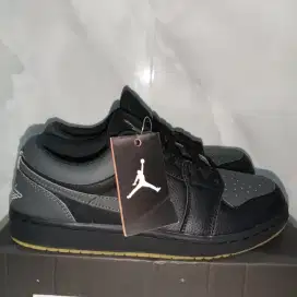Sepatu Air Jordan Low Second