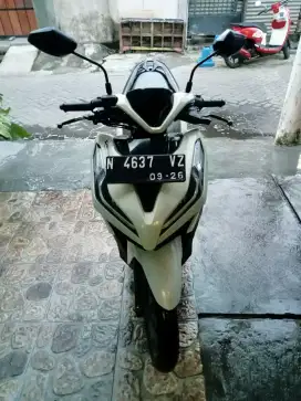 Vario New 125 CBS ISS. Tipe tertinggi