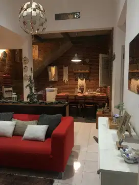 Rumah second ciputat terawat murah