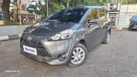 [OLXMOBBI] DP Rendah Toyota Sienta 1.5 E Bensin-MT 2016 SSOSKS CRS