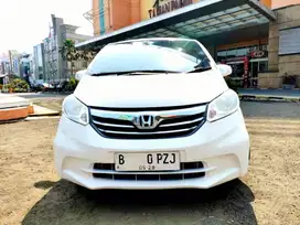 HONDA FREED SD AT PUTIH TH.2013, AUTOMATIC, AC DOUBLE BLOWER