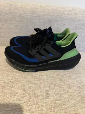 Addidas Ultraboost Lightboots