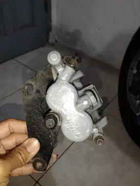 Kaliper/ kepala babi Nisin 2 pisto orisinil Vario 110 cw