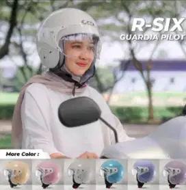 Helm r-six wanita