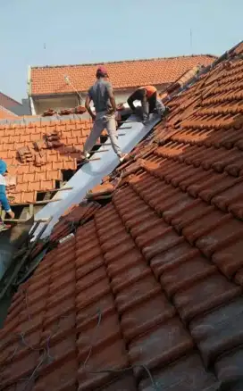 Kang abidin, tukang atap bocor, servis bocoran, plafon jebol, partisi,