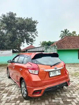 Toyota Yaris S AT 2016