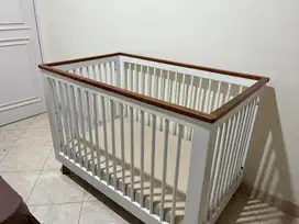 Preloved Tempat Tidur / Box Bayi (Free Kasur & Bumper Box)